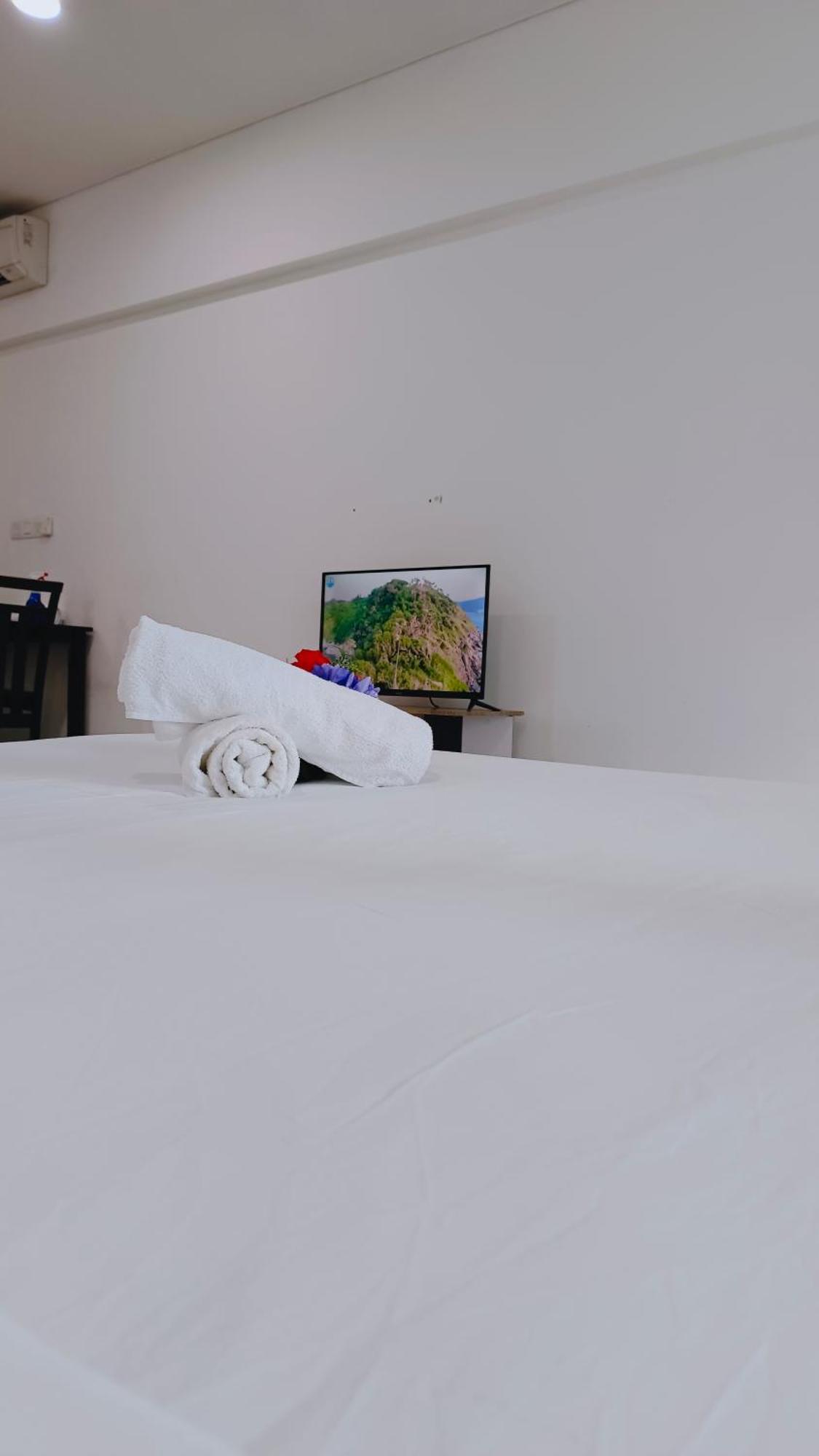 Summer Suites By Hibiscus Kuala Lumpur Exterior photo